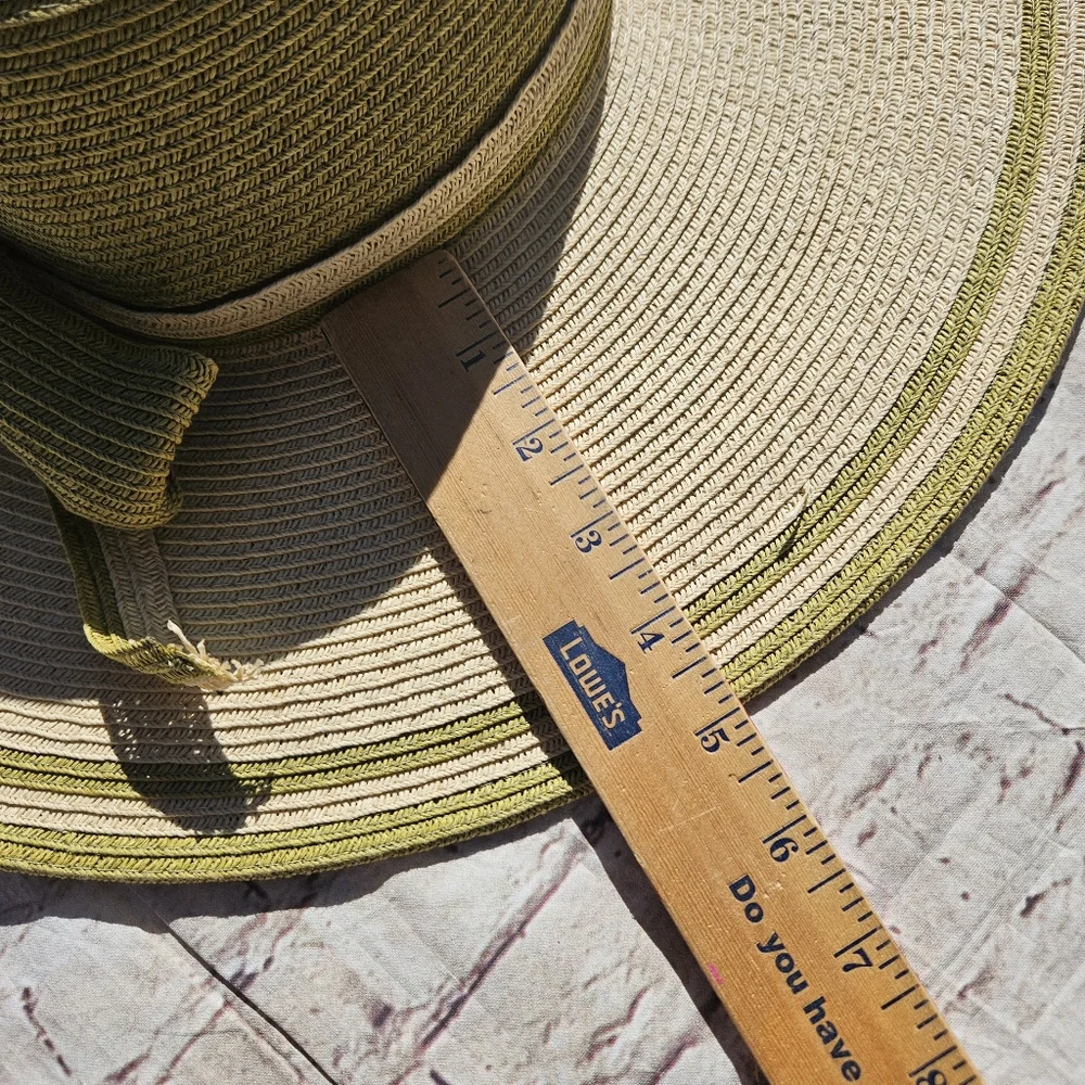 Karen KEITH Green STRAW wide Rim Straw‎ Hat Medium Boho